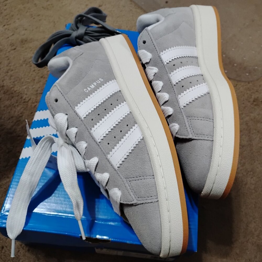 Adidas Campus Shoe Gray/White      Men's 6/Women's 7        NWT - Picture 4 of 8